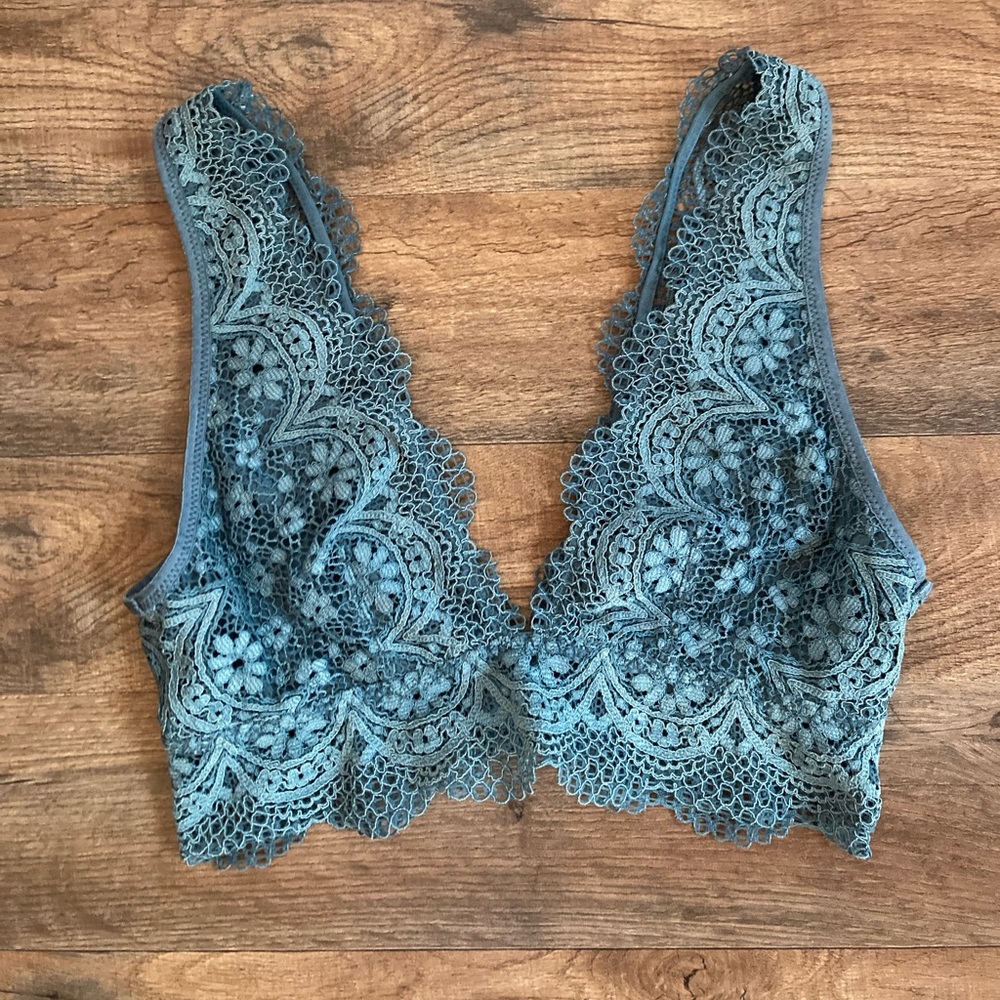 Victorias Secret Green Unlined Bralette Bra Lace Size Small Wirefree Festival